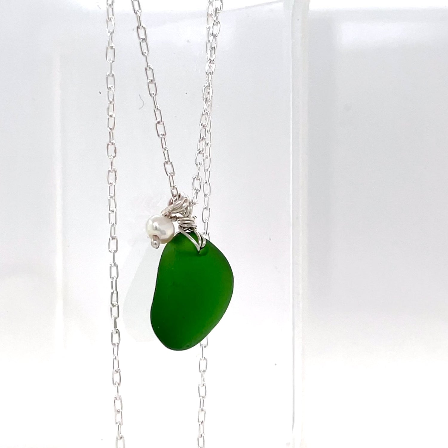 Emerald Green &amp; Pearl Silver Sea Glass Necklace